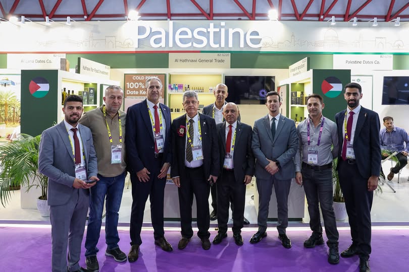 Palestinian Ambassador to Indonesia Visits Palestine Pavilion at SIAL Jakarta